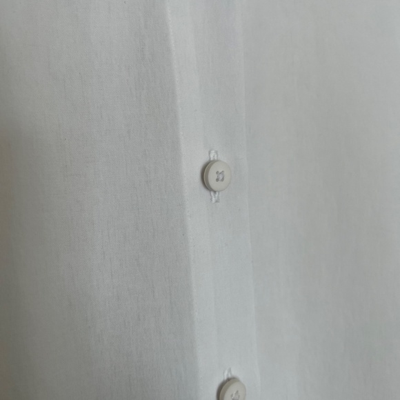 Lululemon Full Day Ahead Short Sleeve Shirt. Size 6 - Picture 5 of 7